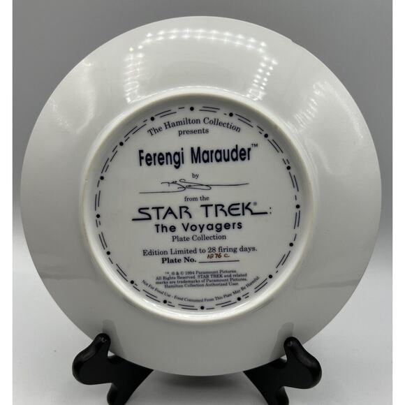 Plate Collectible Ferengi Marauder Star Trek Voyager #1276C 1994 Hamilton Coll. - Picture 3 of 4